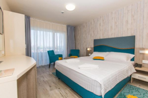  Hotel Riviera  Мамая